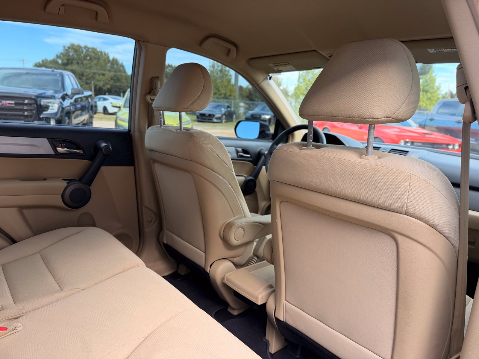 Used 2011 Honda CR-V LX image 19