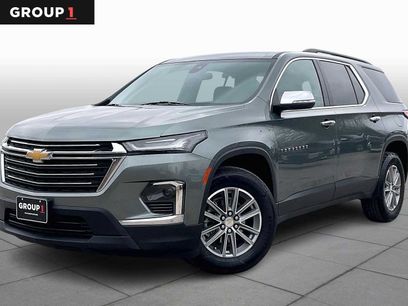 Used 2022 Chevrolet Traverse LT w/ LPO, Cargo Package