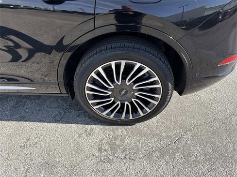 Used 2022 Lincoln Corsair Reserve w/ Equipment Group 201A image 31