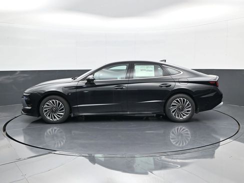 Certified 2025 Hyundai Sonata SEL FWD image 8