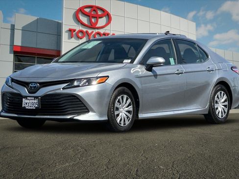 Certified 2020 Toyota Camry LE w/ Fleet Convenience Package FWD image 7