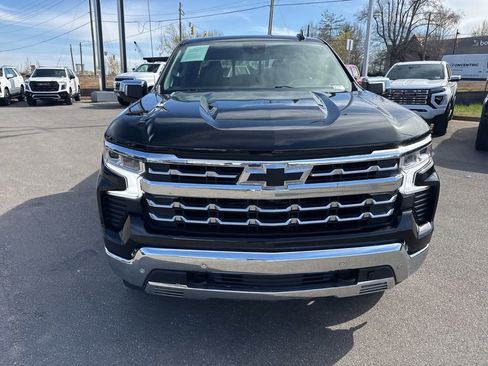 Used 2024 Chevrolet Silverado 1500 LTZ w/ LTZ Convenience Package II image 8