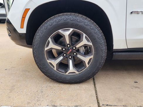 New 2026 GMC Yukon AT4 Ultimate AWD/4WD image 66