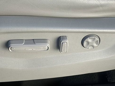 Used 2024 Honda Odyssey EX-L image 39