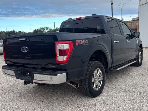 Certified 2022 Ford F150 Lariat w/ Equipment Group 502A High image 3