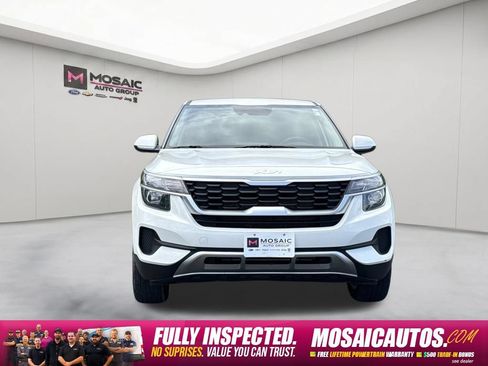 Used 2023 Kia Seltos LX AWD/4WD image 2