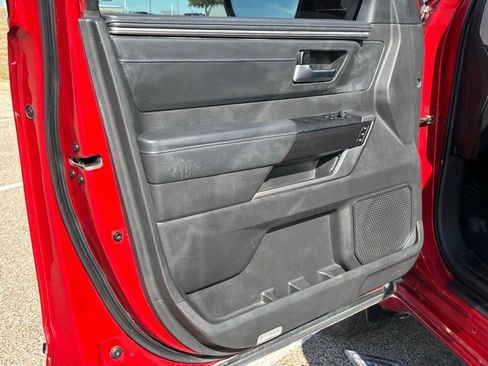 Certified 2024 Toyota Sequoia Platinum image 29