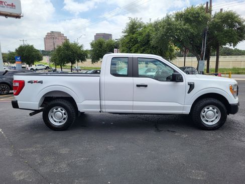 Certified 2022 Ford F150 XL w/ Trailer Tow Package AWD/4WD image 2