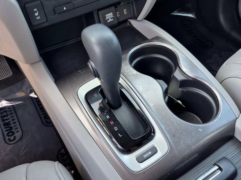 Used 2017 Honda Pilot EX-L image 27