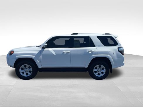 Certified 2019 Toyota 4Runner SR5 Premium AWD/4WD image 7