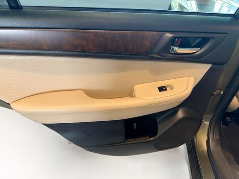 Used 2017 Subaru Outback 2.5i Limited AWD/4WD image 25