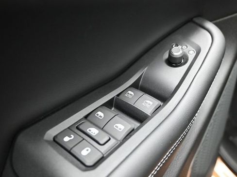 New 2026 Jeep Grand Cherokee L Limited AWD/4WD image 18