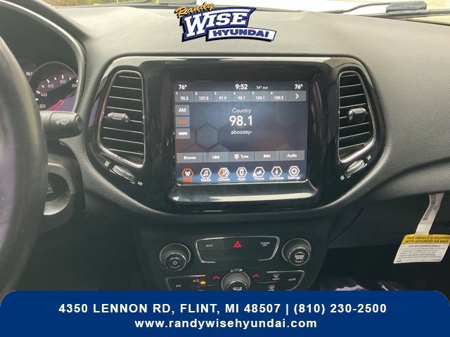 Used 2018 Jeep Compass Limited AWD/4WD image 24