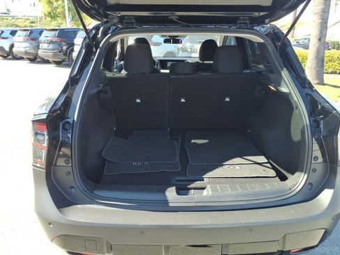 Certified 2025 Nissan Kicks SV w/ Charging Package image 8