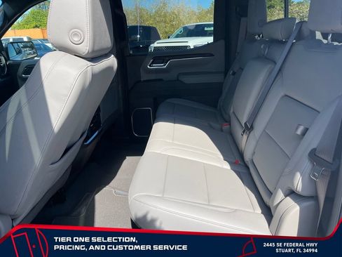 New 2026 GMC Sierra 1500 SLT w/ SLT Premium Plus Package AWD/4WD image 11