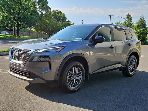Certified 2023 Nissan Rogue S AWD/4WD image 3