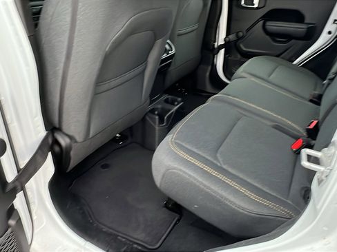 Used 2024 Jeep Wrangler Sport image 22