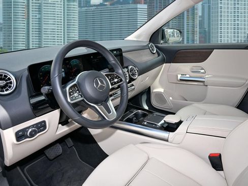 Used 2022 Mercedes-Benz GLA 250 image 14