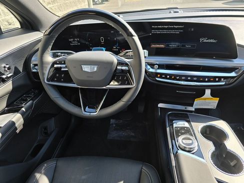 New 2026 Cadillac Lyriq Luxury image 19