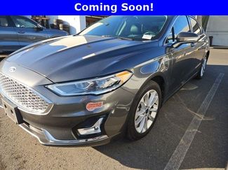 Used 2019 Ford Fusion Energi Titanium FWD video 1
