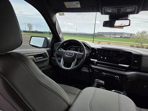 Used 2023 GMC Sierra 1500 SLT w/ SLT Premium Plus Package AWD/4WD image 50