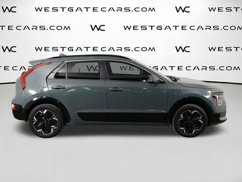 Used 2023 Kia Niro Wind FWD image 49