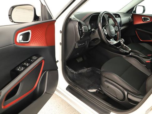 Used 2023 Kia Soul GT-Line FWD image 14