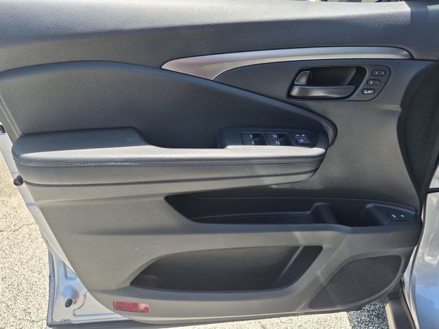 Used 2022 Honda Passport EX-L image 9