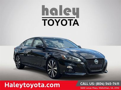 Used 2022 Nissan Altima 2.5 SR w/ Midnight Edition Package