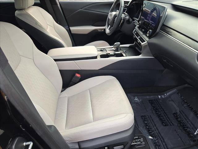 Used 2023 Lexus RX 350 Premium Plus w/ Cold Area Package FWD image 21
