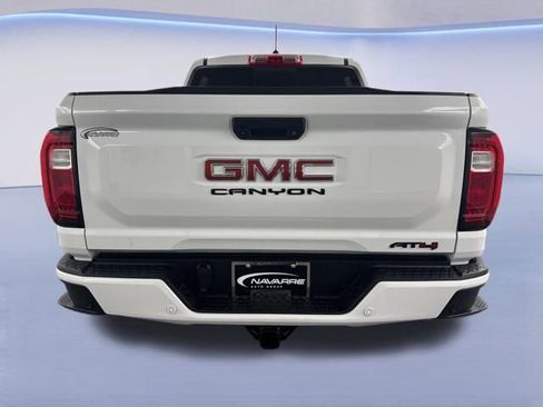 Used 2025 GMC Canyon AT4 w/ Nightfall Edition image 8