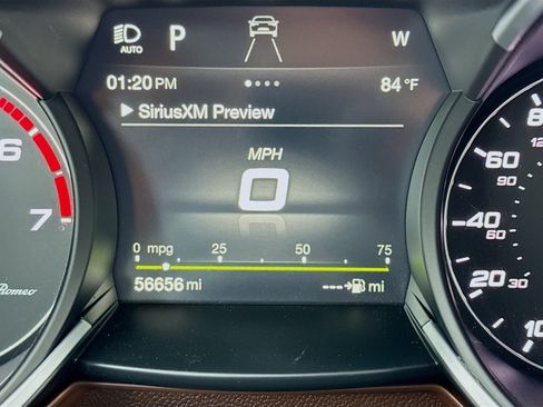 Used 2018 Alfa Romeo Stelvio Ti Sport image 8