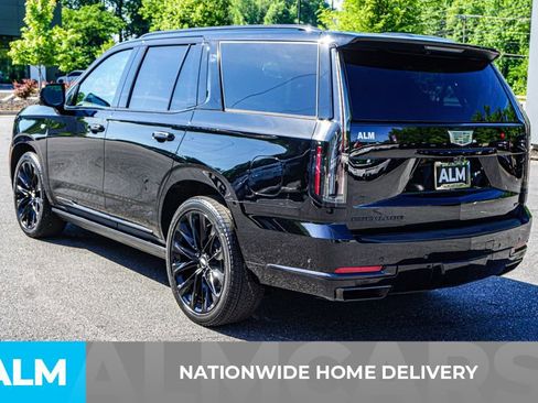 Used 2026 Cadillac Escalade Platinum Sport w/ LPO, ONYX Package AWD/4WD image 5
