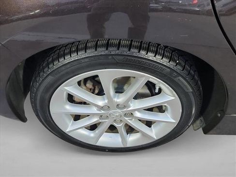 Used 2012 Lexus CT 200h Premium image 11