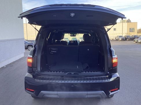 Used 2024 Nissan Armada Platinum w/ Captain's Chairs Package image 11
