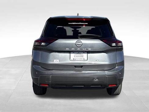 Used 2024 Nissan Rogue SV AWD/4WD image 19