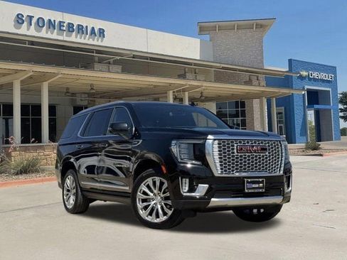 Used 2024 GMC Yukon Denali AWD/4WD image 2