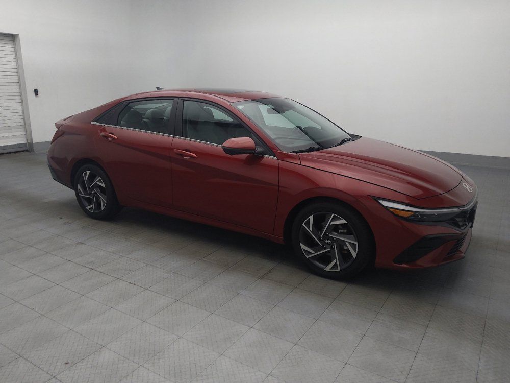 Used 2024 Hyundai Elantra Limited FWD image 11