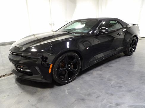 Used 2017 Chevrolet Camaro LT w/ RS Package RWD image 8