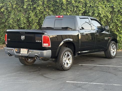 Used 2017 RAM 1500 Laramie w/ Convenience Group AWD/4WD image 8
