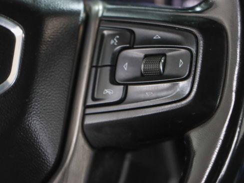 Used 2023 GMC Sierra 2500 Denali w/ Denali Black Diamond Edition image 16