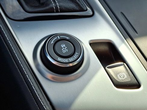 Used 2019 Chevrolet Corvette Stingray Coupe w/ 1LT image 27