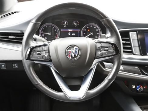 Used 2022 Buick Enclave Essence FWD image 20