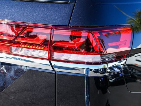 New 2026 Volkswagen Atlas SE image 13