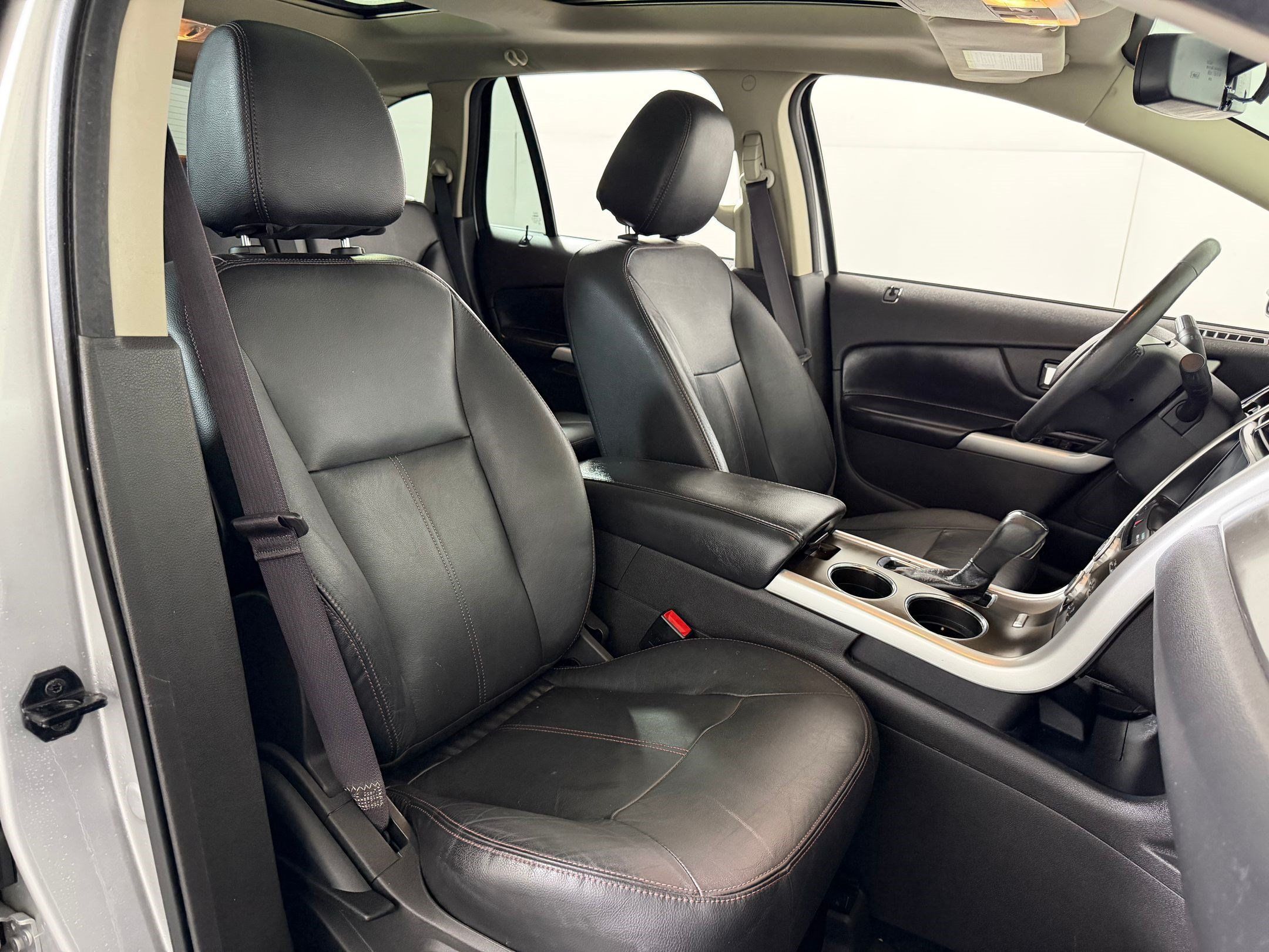 Used 2013 Ford Edge SEL FWD image 21