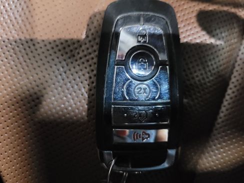 Used 2020 Lincoln Aviator Reserve w/ Elements Package Plus image 32