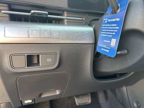 New 2026 Hyundai Kona SE image 15