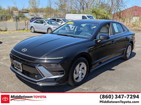 Used 2025 Hyundai Sonata SE FWD image 7
