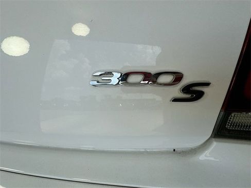 Used 2018 Chrysler 300 S w/ 300S Premium Group image 35