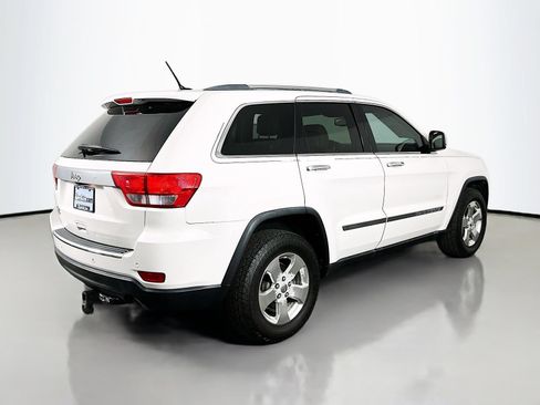 Used 2011 Jeep Grand Cherokee Limited w/ Trailer Tow Group AWD/4WD image 8